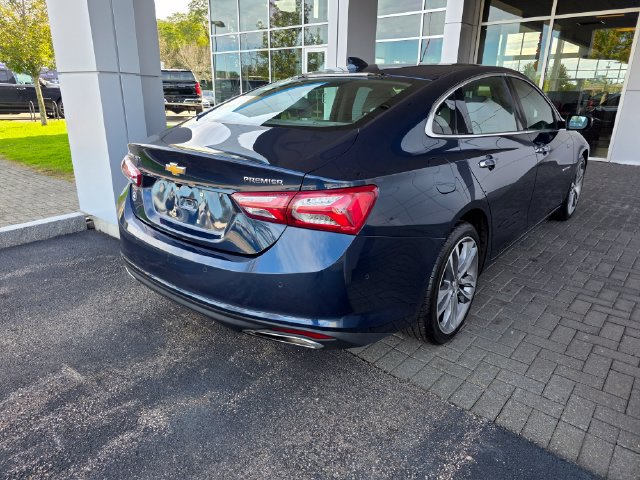 Used 2019 Chevrolet Malibu Premier w/ Sun and Wheel Package FWD image 4