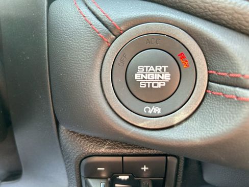 Used 2023 Dodge Durango GT AWD/4WD image 17