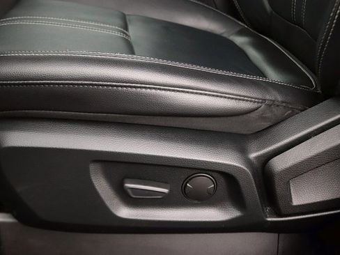 Used 2019 Ford Ranger Lariat w/ Bed Utility Package image 16