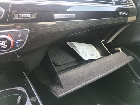 Used 2019 Audi Q7 3.0T Prestige w/ Prestige Package AWD/4WD image 27