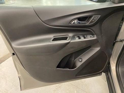 Used 2018 Chevrolet Equinox LT AWD/4WD image 24