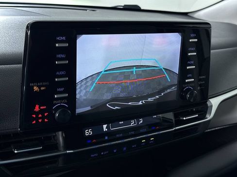 Used 2021 Toyota Sienna LE FWD image 15