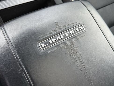 Used 2019 RAM 1500 Limited image 33