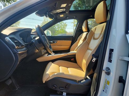 Certified 2024 Volvo XC90 T8 Ultimate w/ Protection Package Premier AWD/4WD image 13