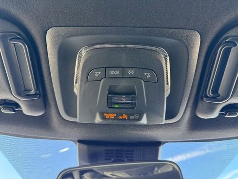 Used 2026 Toyota Corolla SE FWD image 22