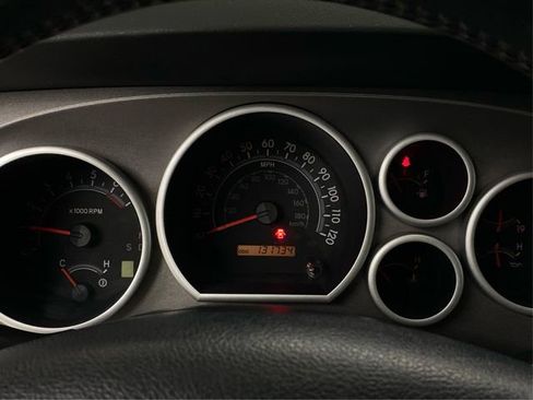 Used 2013 Toyota Sequoia SR5 AWD/4WD image 21