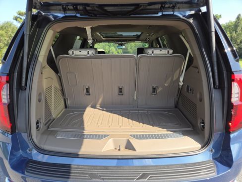 New 2026 GMC Yukon Denali w/ Denali Reserve Package AWD/4WD image 25