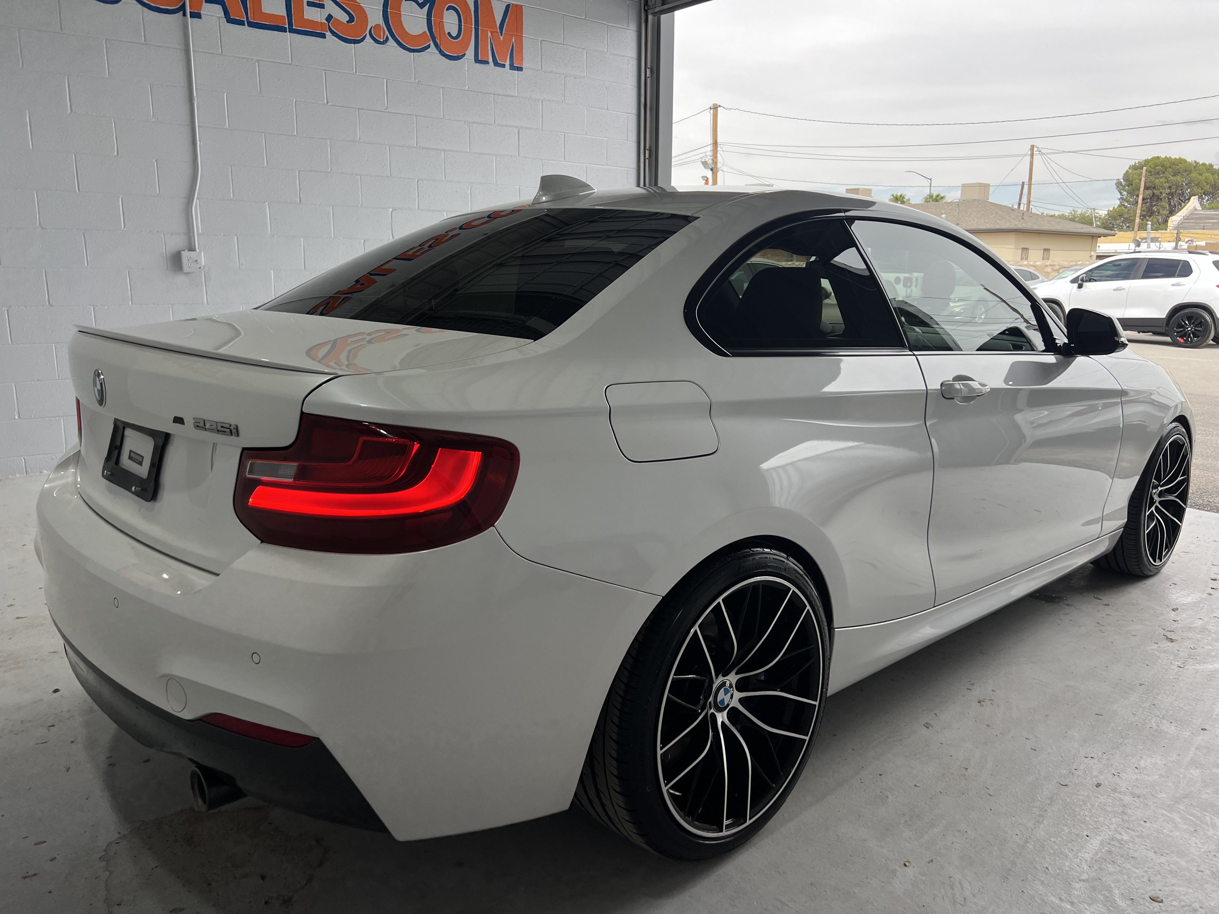 Used 2015 BMW M235i Coupe RWD image 4