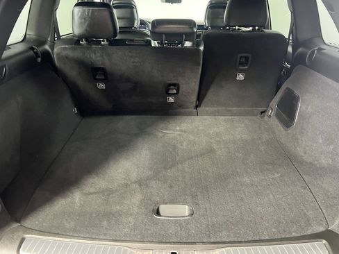 Used 2022 Jeep Grand Cherokee Overland w/ Advanced Protech Group III image 29