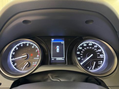 Used 2023 Toyota Camry SE w/ Convenience Package image 26