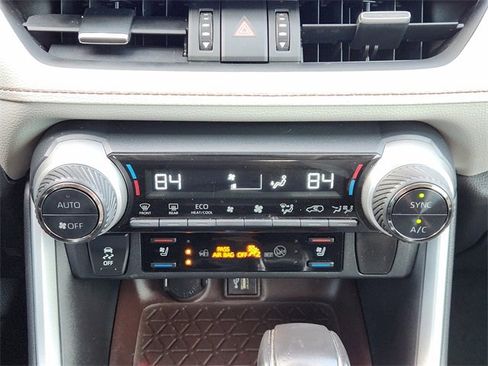 Used 2023 Toyota RAV4 Limited image 15