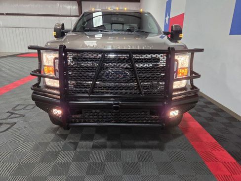 Used 2020 Ford F250 Lariat w/ Lariat Ultimate Package image 22