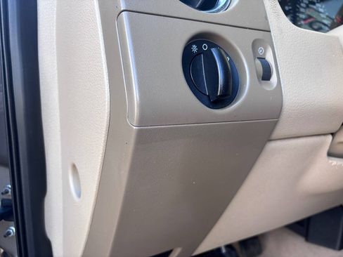 Used 2004 Ford F150 XL RWD image 18