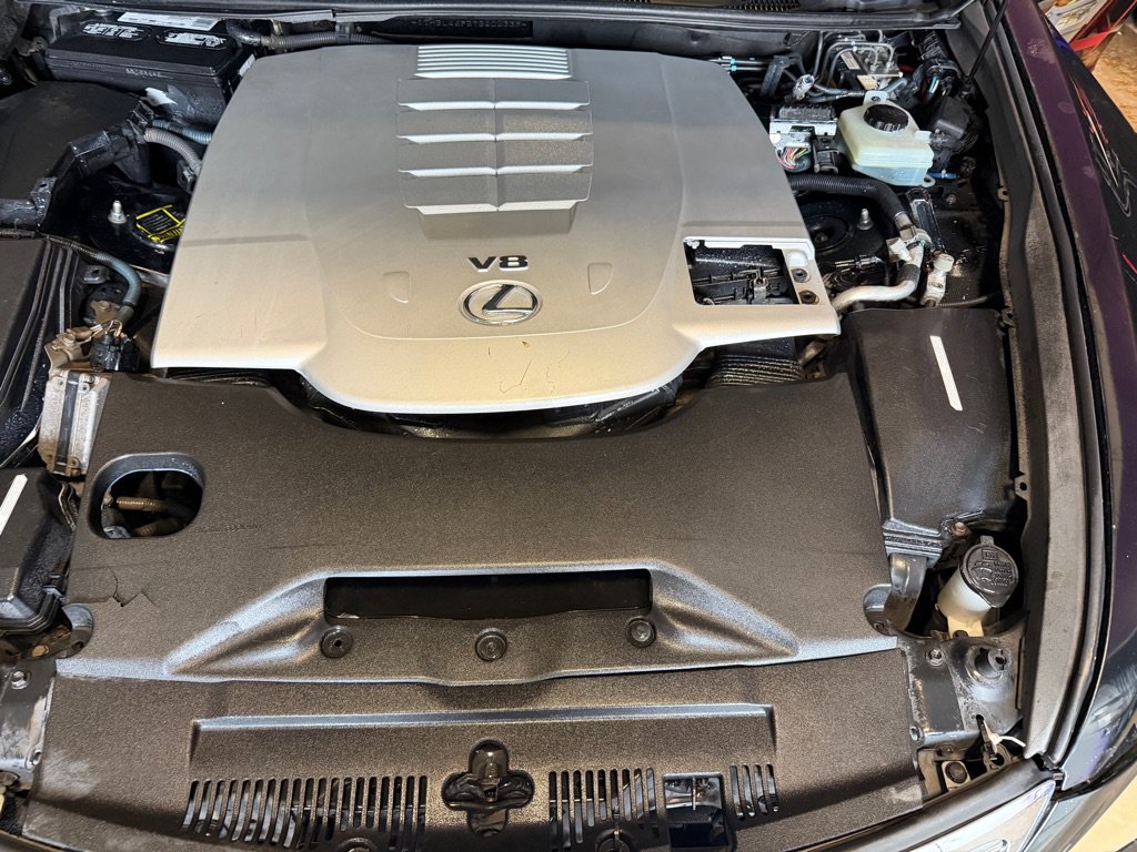 Used 2007 Lexus LS 460 w/ Comfort Pkg RWD image 5