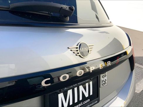 Certified 2025 MINI Cooper S FWD image 31