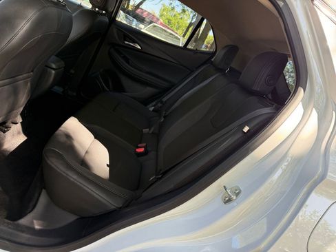 Used 2025 Buick Encore GX Preferred FWD image 22
