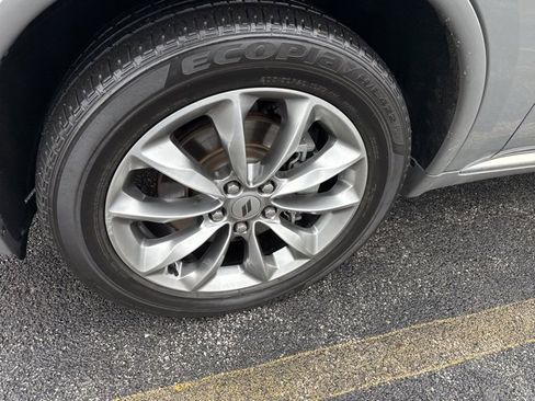 Used 2022 Dodge Durango Citadel image 2