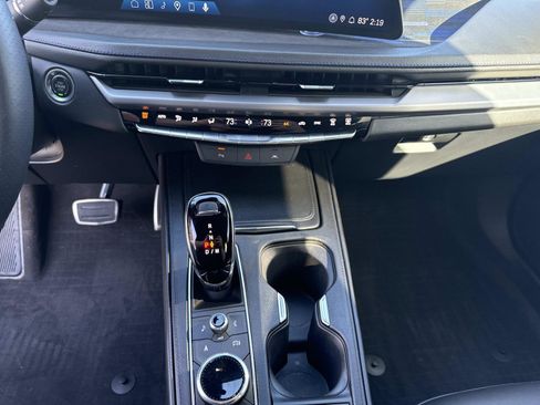 Used 2025 Cadillac XT4 Sport w/ LPO, Floor Liner Package image 28