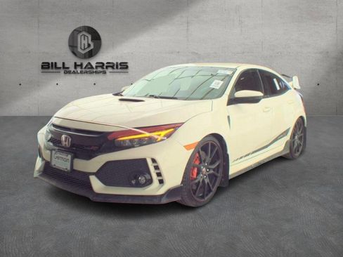 Used 2018 Honda Civic Type R image 3
