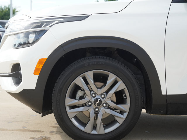 Used 2023 Kia Seltos S FWD image 8