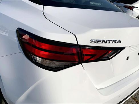 Used 2024 Nissan Sentra SV image 25