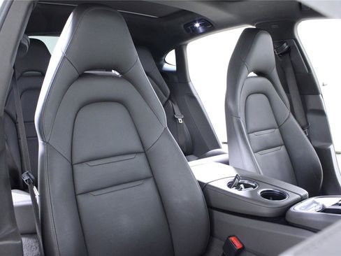 Used 2022 Porsche Panamera 4 AWD/4WD image 18