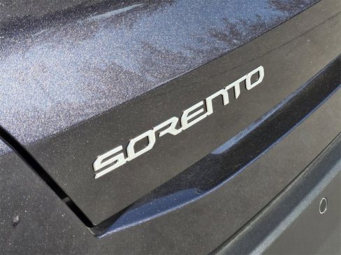 New 2026 Kia Sorento S image 14