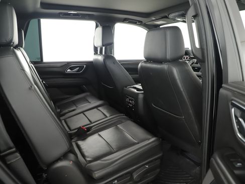 Used 2021 Chevrolet Tahoe LT w/ LT Signature Package image 21