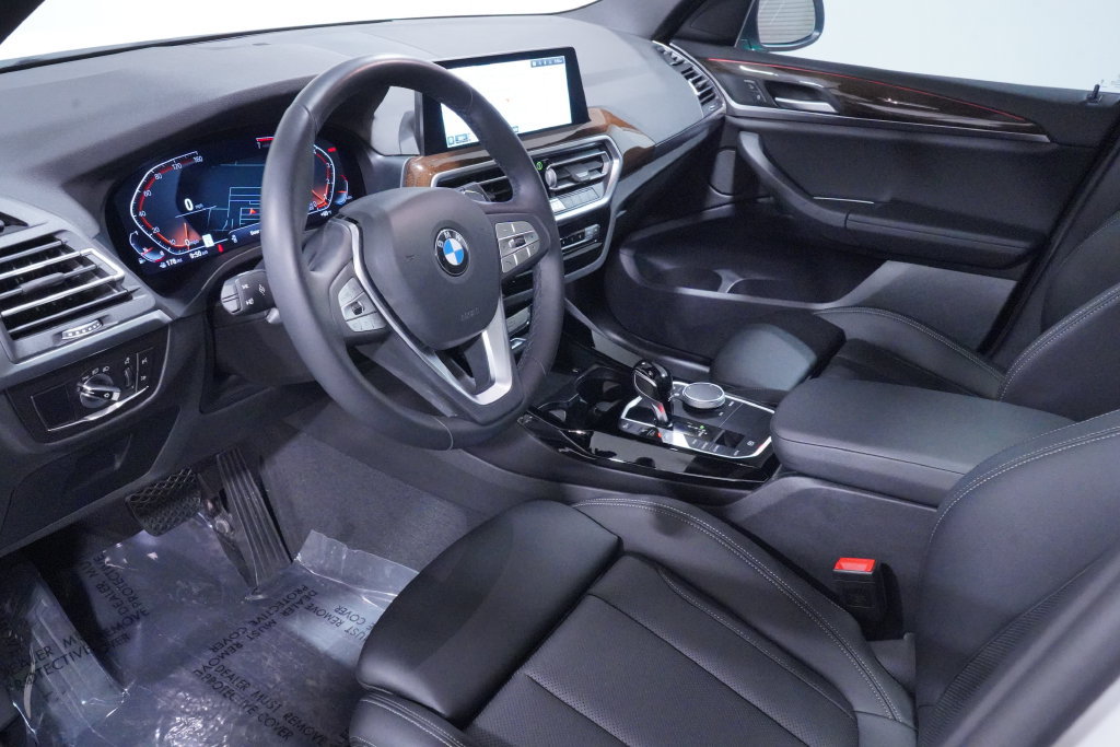 Used 2024 BMW X3 sDrive30i w/ Convenience Package RWD image 6
