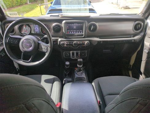 Certified 2022 Jeep Wrangler Sport S image 16