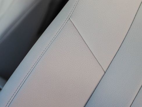 Certified 2025 Mercedes-Benz GLB 250 4MATIC image 25