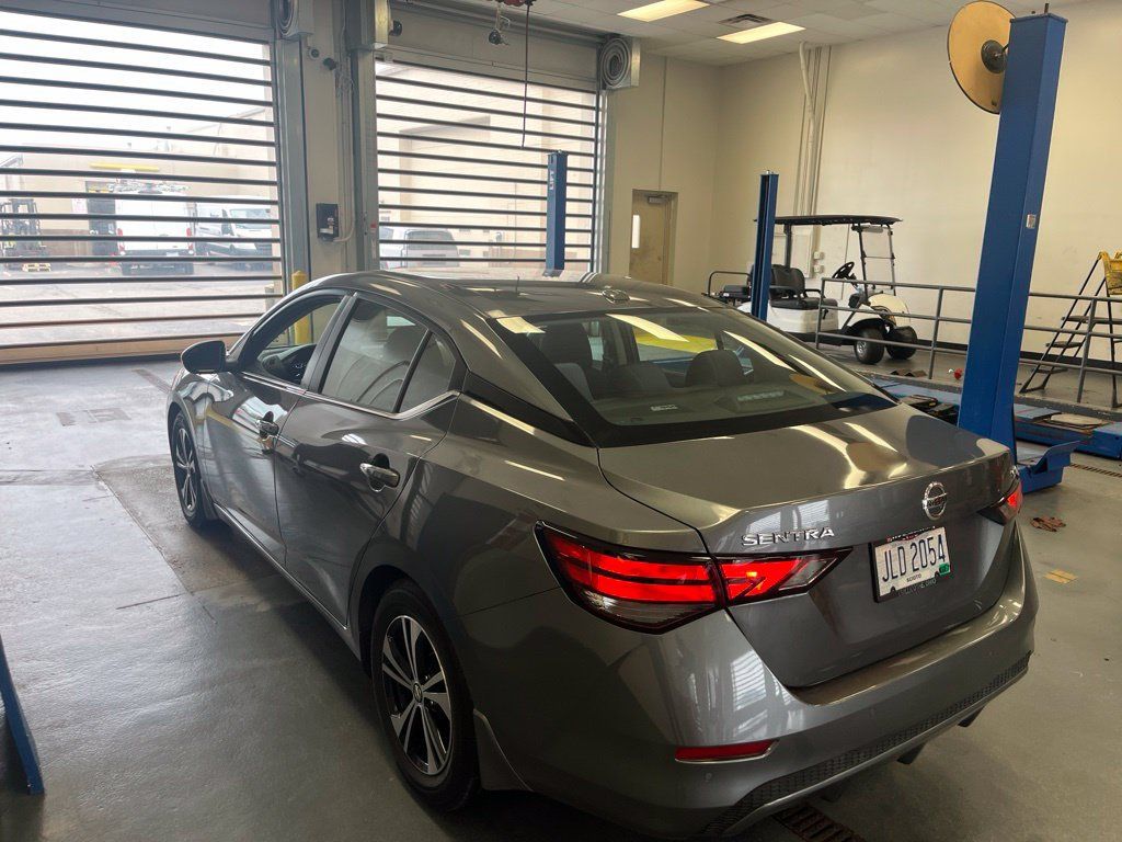 Used 2021 Nissan Sentra SV FWD image 6