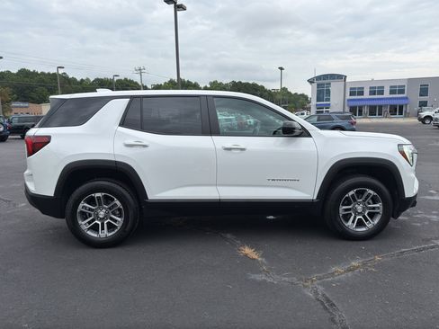 Used 2025 GMC Terrain Elevation FWD image 11