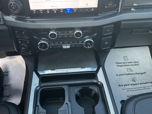 Used 2025 Ford F250 Platinum image 30