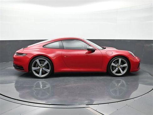 Used 2023 Porsche 911 Carrera T image 18