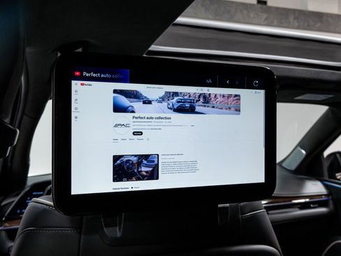 Used 2023 Cadillac Escalade ESV Sport Platinum image 25