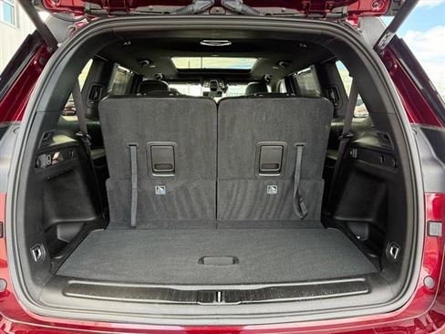 Certified 2025 Jeep Grand Cherokee L Limited w/ Luxury Tech Group II image 15