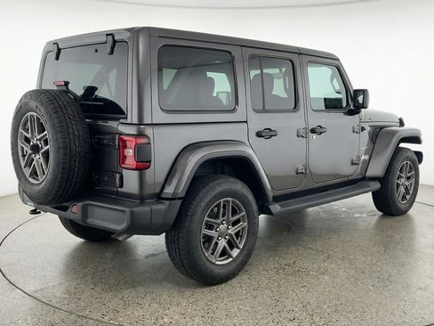 Used 2025 Jeep Wrangler Unlimited Sport AWD/4WD image 9