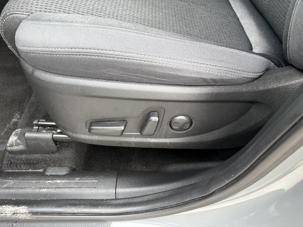 Used 2022 Hyundai Santa Fe SEL FWD image 20