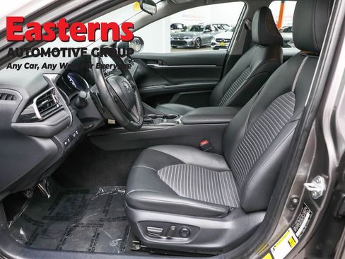 Used 2024 Toyota Camry SE FWD image 14