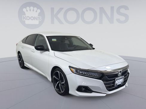 Used 2021 Honda Accord Sport image 10