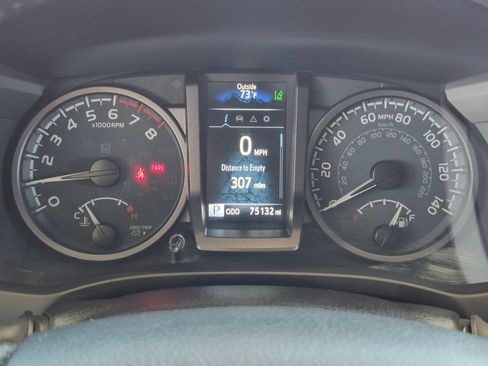 Certified 2023 Toyota Tacoma TRD Sport AWD/4WD image 17
