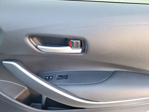 Used 2021 Toyota Corolla SE image 35