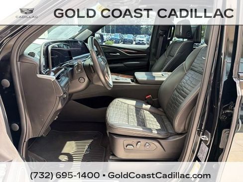 Used 2023 Cadillac Escalade Sport Platinum w/ LPO, ONYX Package AWD/4WD image 20