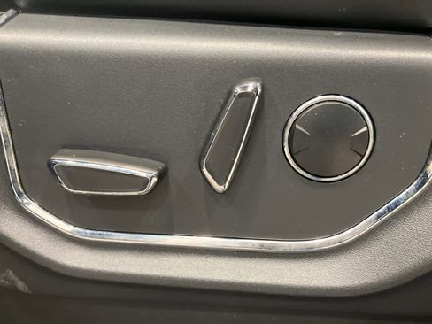 Used 2024 Ford Expedition Platinum image 15