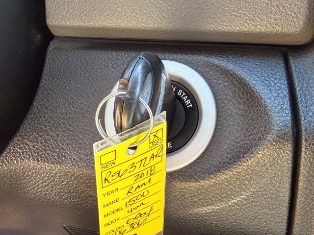 Used 2018 RAM 1500 Classic SLT AWD/4WD image 15