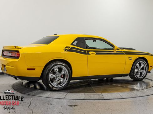 Used 2010 Dodge Challenger R/T RWD image 18
