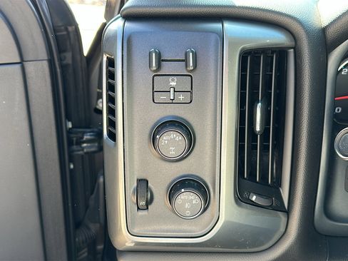 Used 2018 Chevrolet Silverado 1500 LT w/ All Star Edition image 16