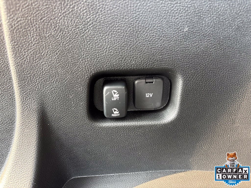 Used 2024 Ford Edge Titanium w/ Equipment Group 301A AWD/4WD image 30