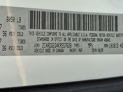 Used 2019 Dodge Grand Caravan GT FWD image 28